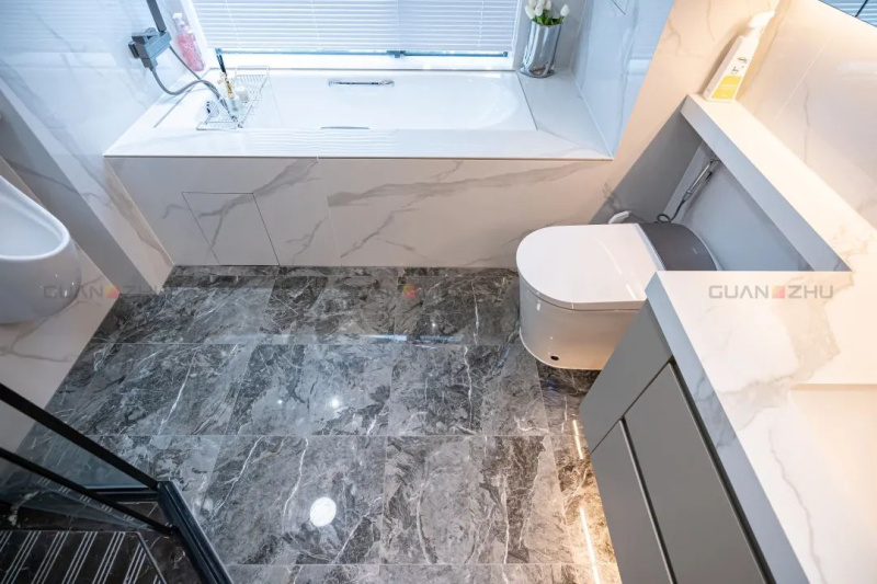 冠珠瓷砖卫生间效果.jpg 冠珠瓷砖卫生间效果.jpg